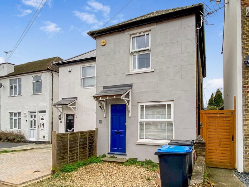 2 bed semidetached house for sale in Addison Road, Caterham CR3, £