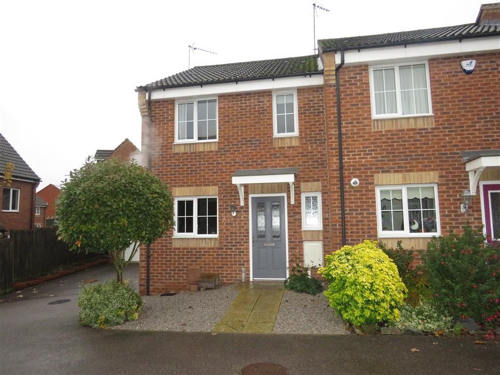 3 bed property to rent in Lacemakers Court, Rushden NN10, £1,150 pcm