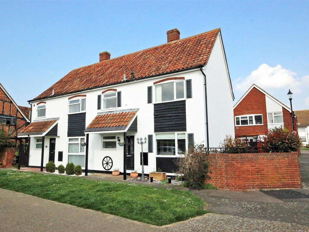 4 bed semi-detached house for sale in bunyans mead, elstow, bedford, bedfordshire mk42