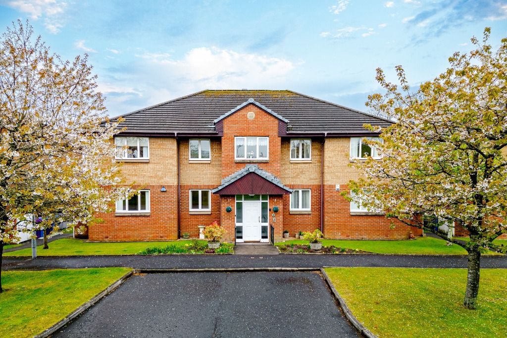 2 bed flat for sale in Academy Gardens, Irvine, North Ayrshire KA12