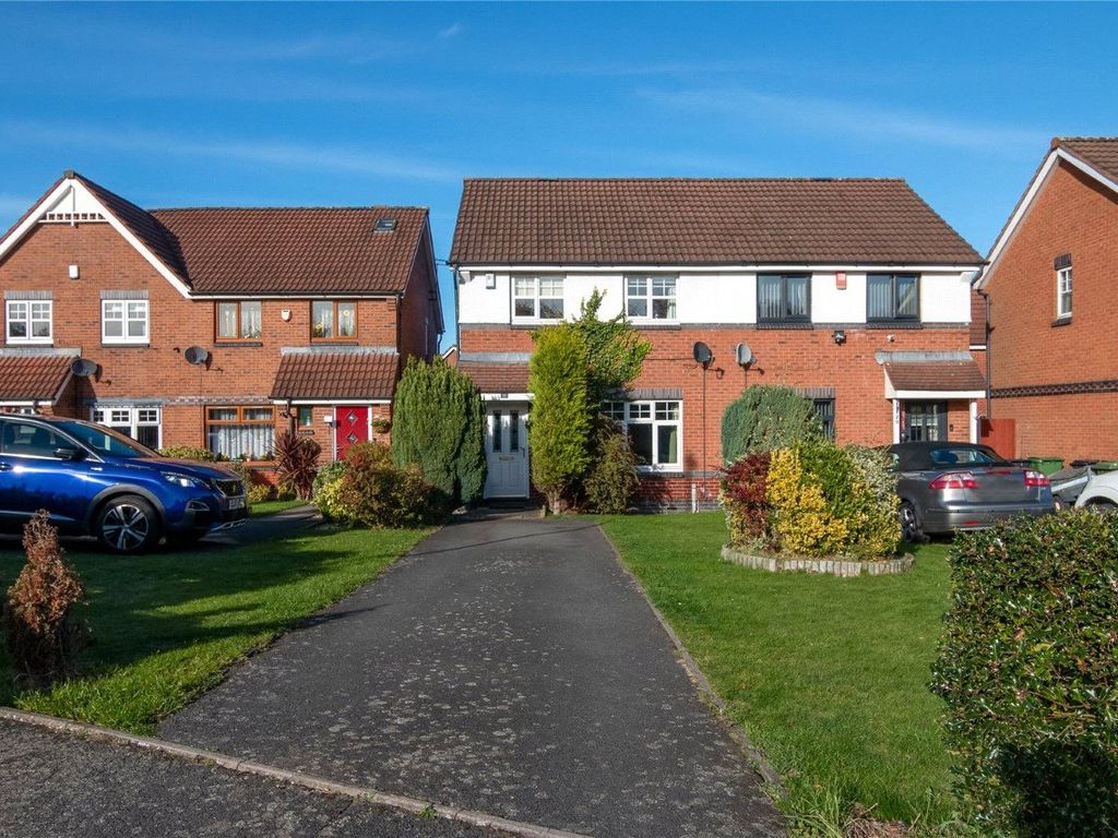 3 bed semidetached house for sale in Anvil Crescent, Coseley, Bilston