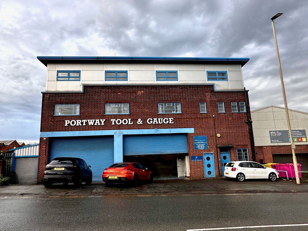 Industrial for sale in 27 Dudley Road, Lye, Stourbridge DY9, £800,000