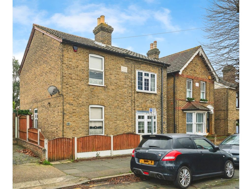 2 bed semidetached house for sale in Clifton Road, Hornchurch RM11, £