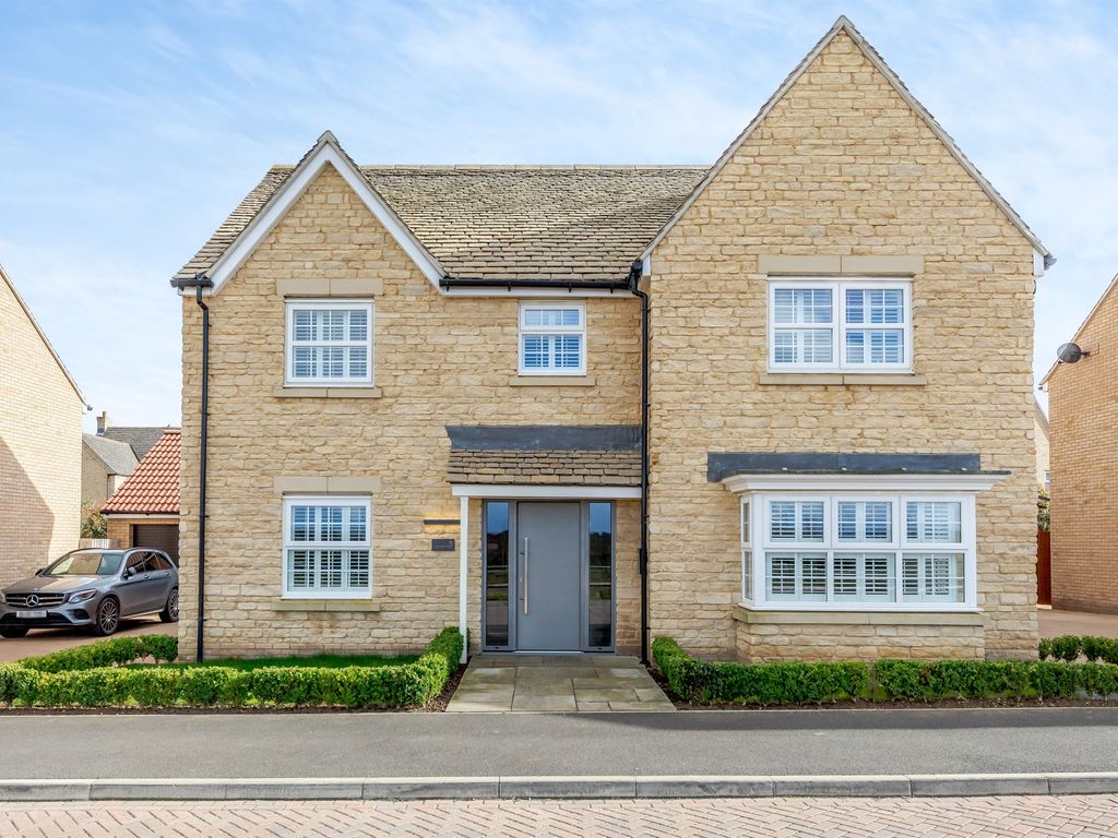 4 bed detached house for sale in Sissons Close, Barnack, Stamford PE9 Zoopla