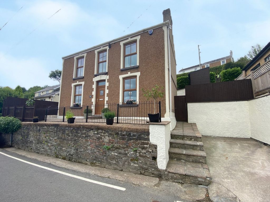 4 bed detached house for sale in Clydach Road, CraigCefnParc, Swansea