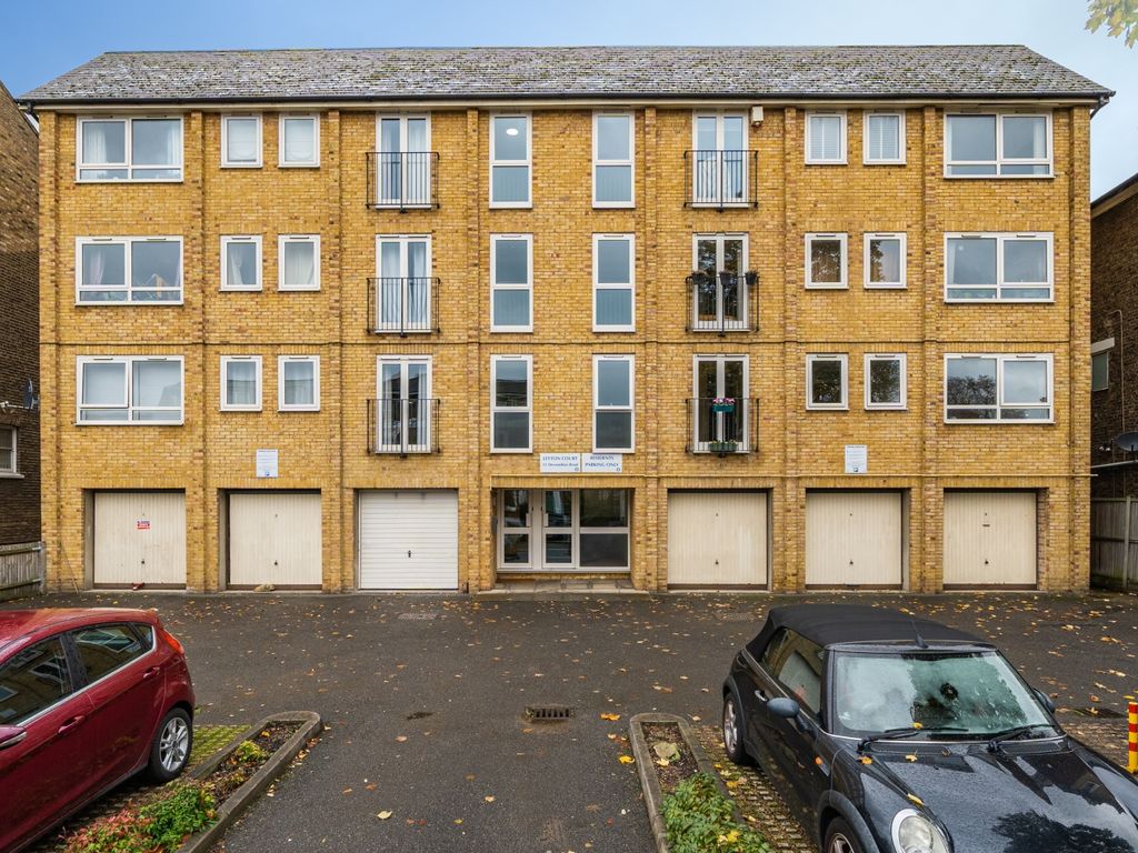 2 bed flat for sale in Devonshire Road, London SE23, £325,000 Zoopla