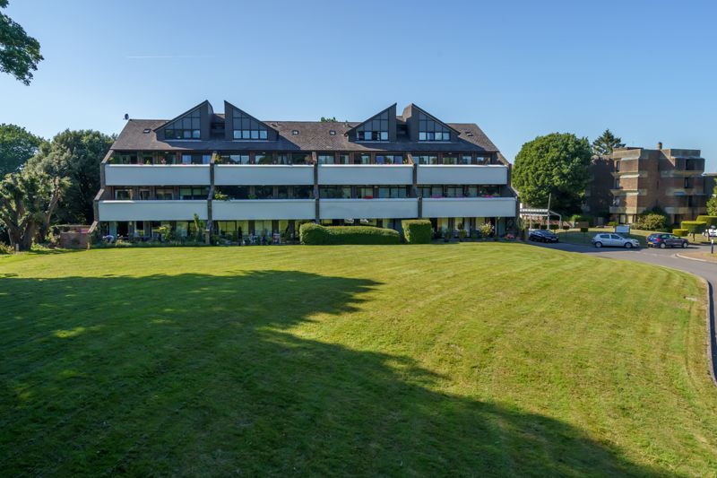 Tollhouse Close Chichester PO19  