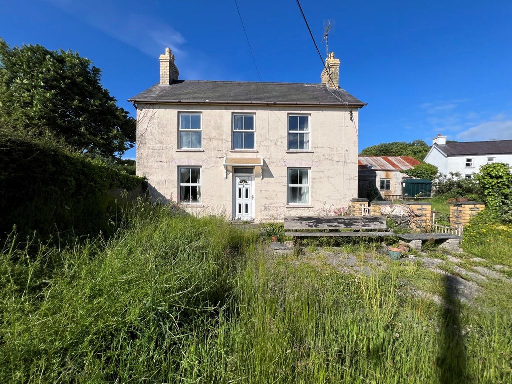 3 bed detached house for sale in Llangrannog, Llandysul SA44, £200,000 Zoopla