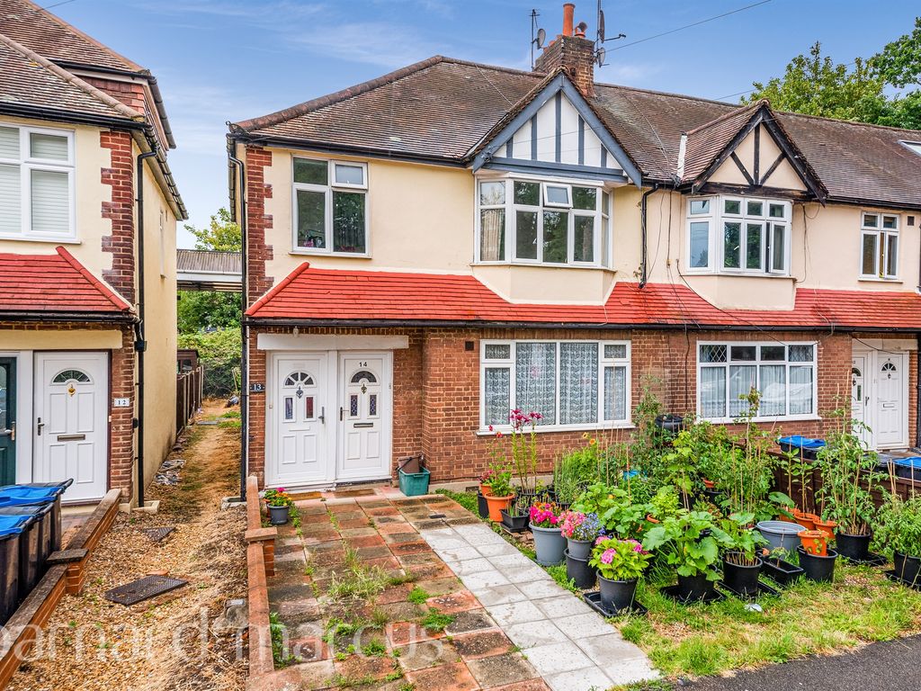 2 bed for sale in Heyford Avenue, London SW20 Zoopla