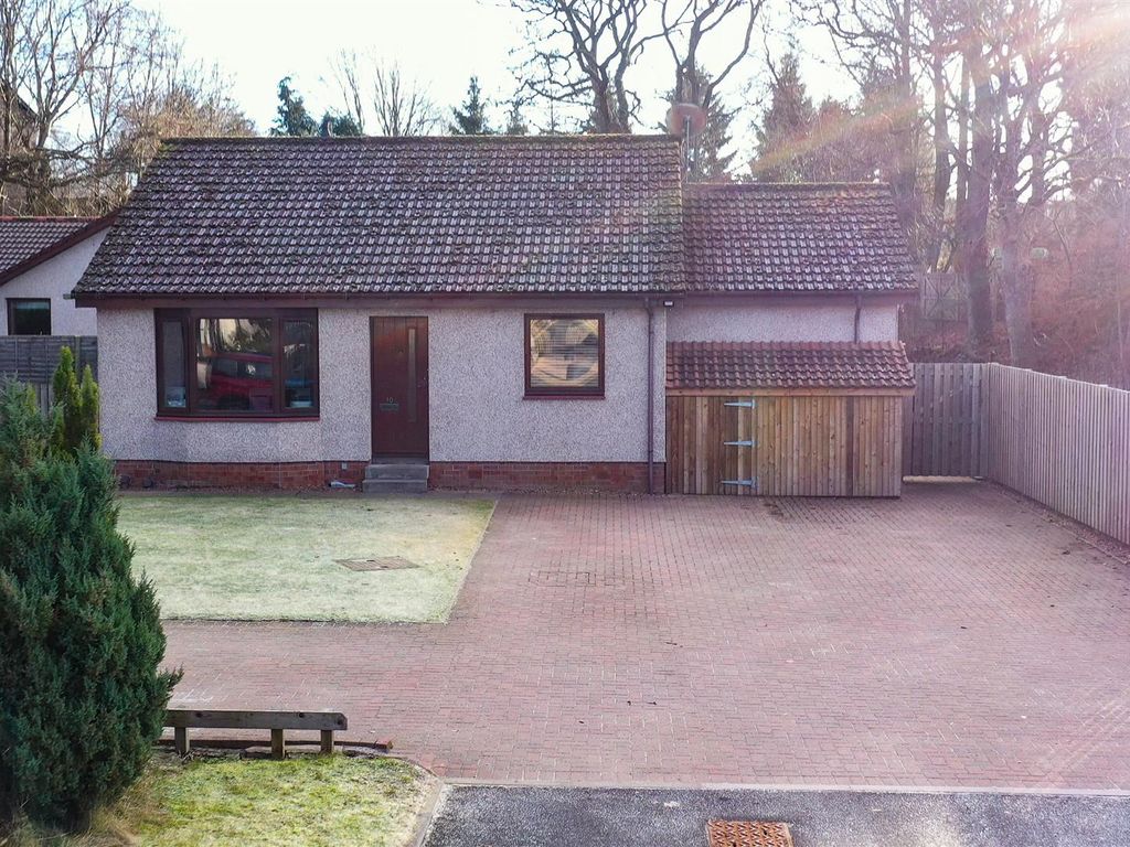 3 bed detached bungalow for sale in Lochty Park, Almondbank, Perth PH1