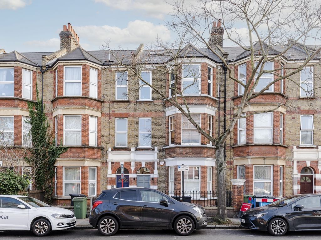 2 bed to rent in Gauden Road, London SW4, £2,400 pcm Zoopla