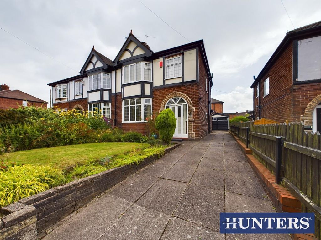 3 bed property for sale in Leek New Road, Baddeley Green, StokeOn