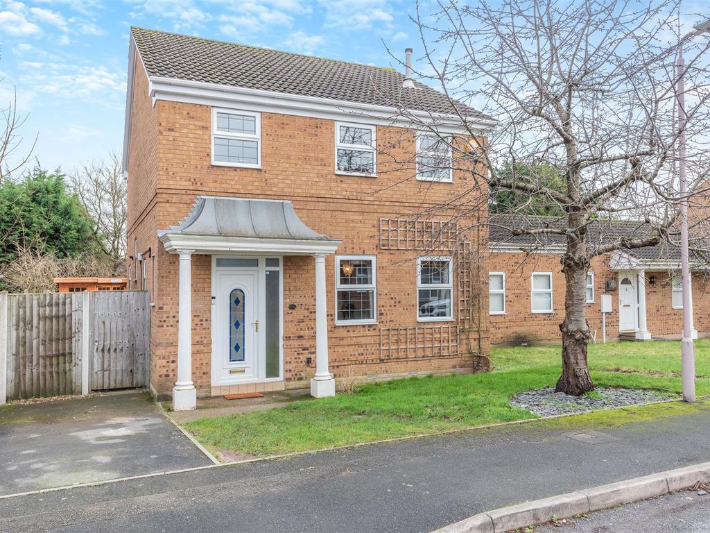 4 bed detached house for sale in Cotswold Grove, Mansfield NG18, £