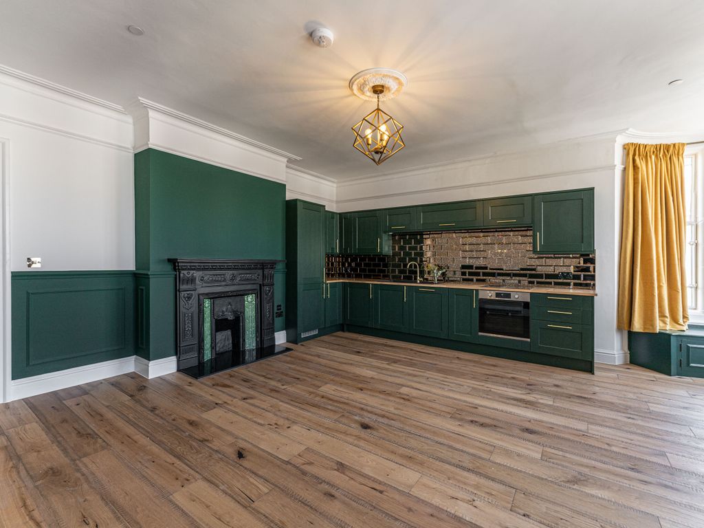 1 bed flat to rent in Cambray Place, Cheltenham GL50, £1,100 pcm Zoopla