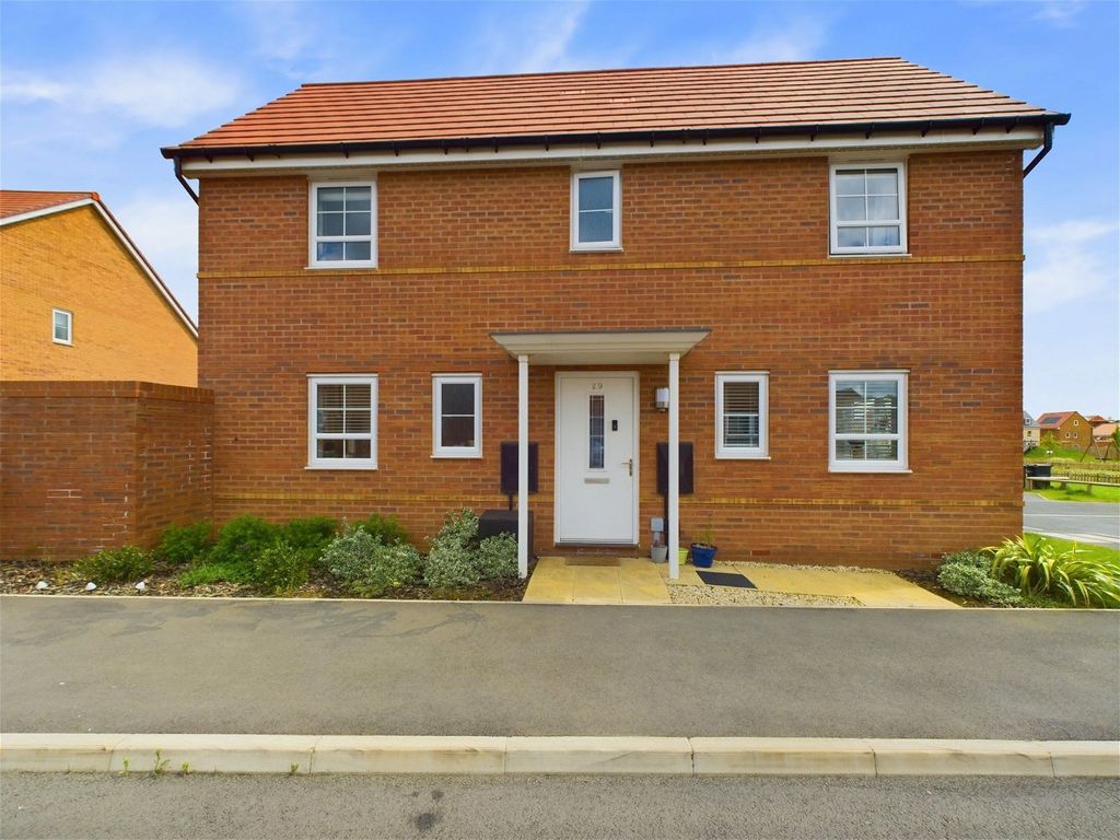 3 bed detached house for sale in Mardell Way, Overstone Gate NN6, £
