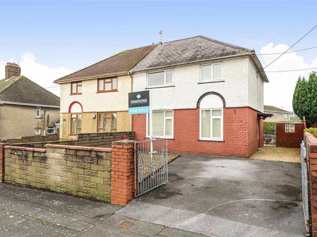 3 bed semidetached house for sale in Heol Y Waun, Pontarddulais