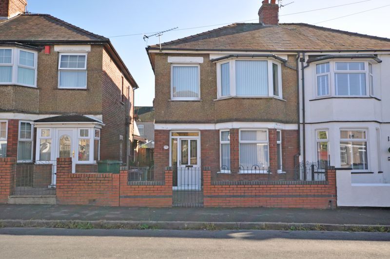 3 bed semidetached house for sale in SemiDetached, Hawarden Road