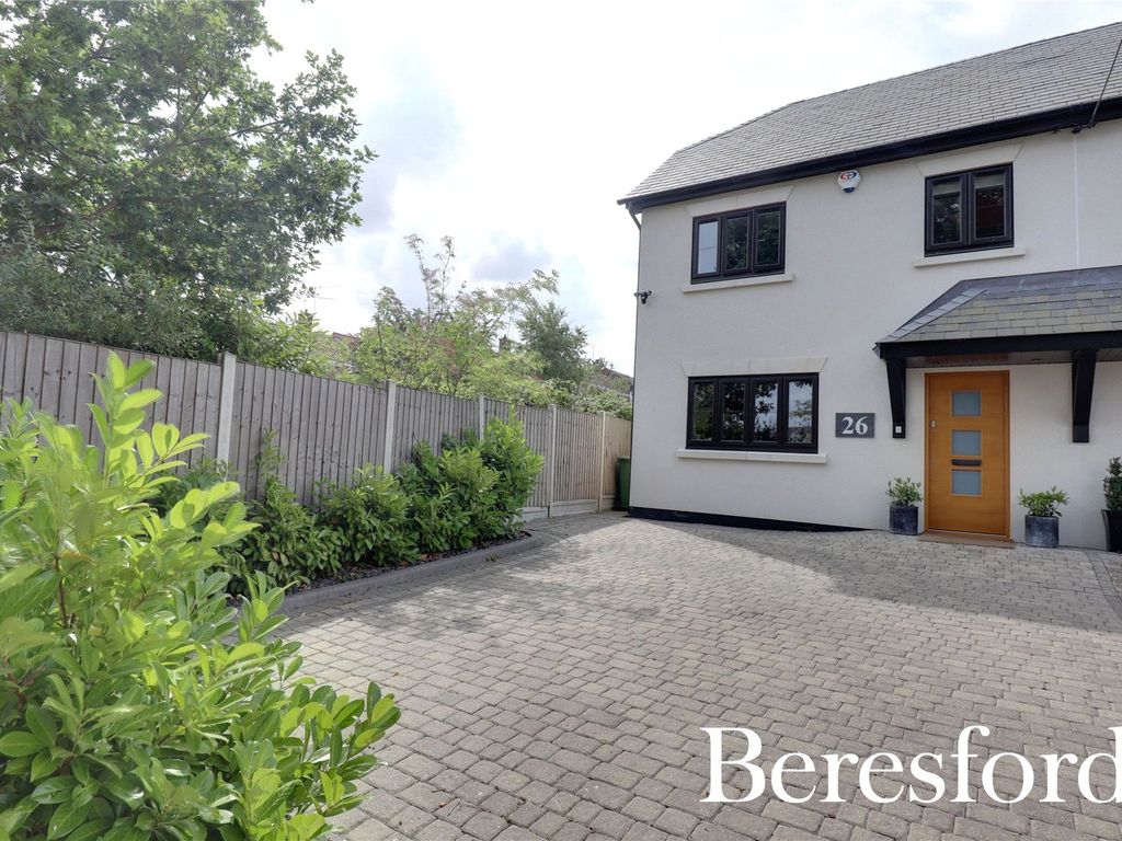4 bed semidetached house for sale in Delta Road, Hutton CM13 Zoopla
