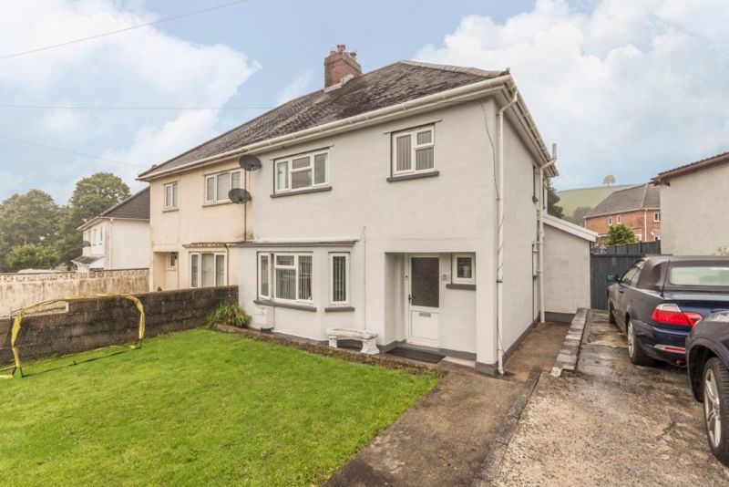 3 bed semidetached house for sale in Heol Rudd, Carmarthen SA31, £