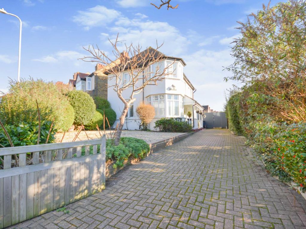 3 bed detached house for sale in Northdown Park Road, Margate, Kent CT9