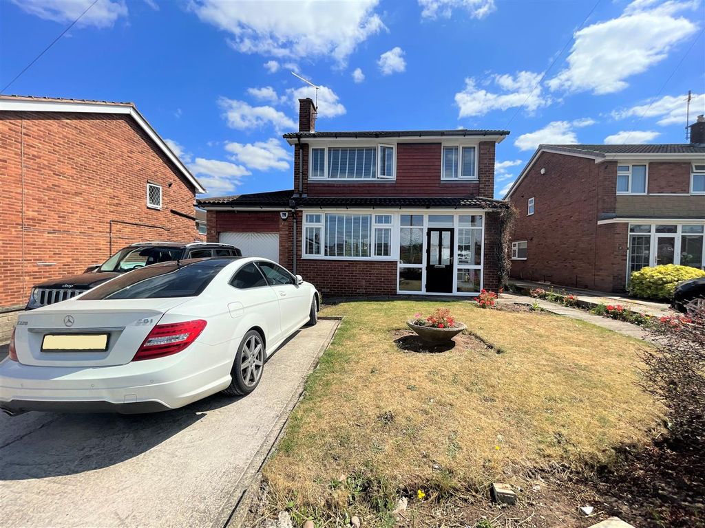 3 bed detached house for sale in Gloucester Road, Worksop S81 Zoopla