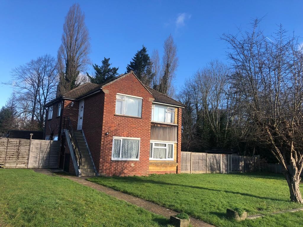 2 bed flat to rent in Denham Green Lane, Uxbridge UB9 Zoopla