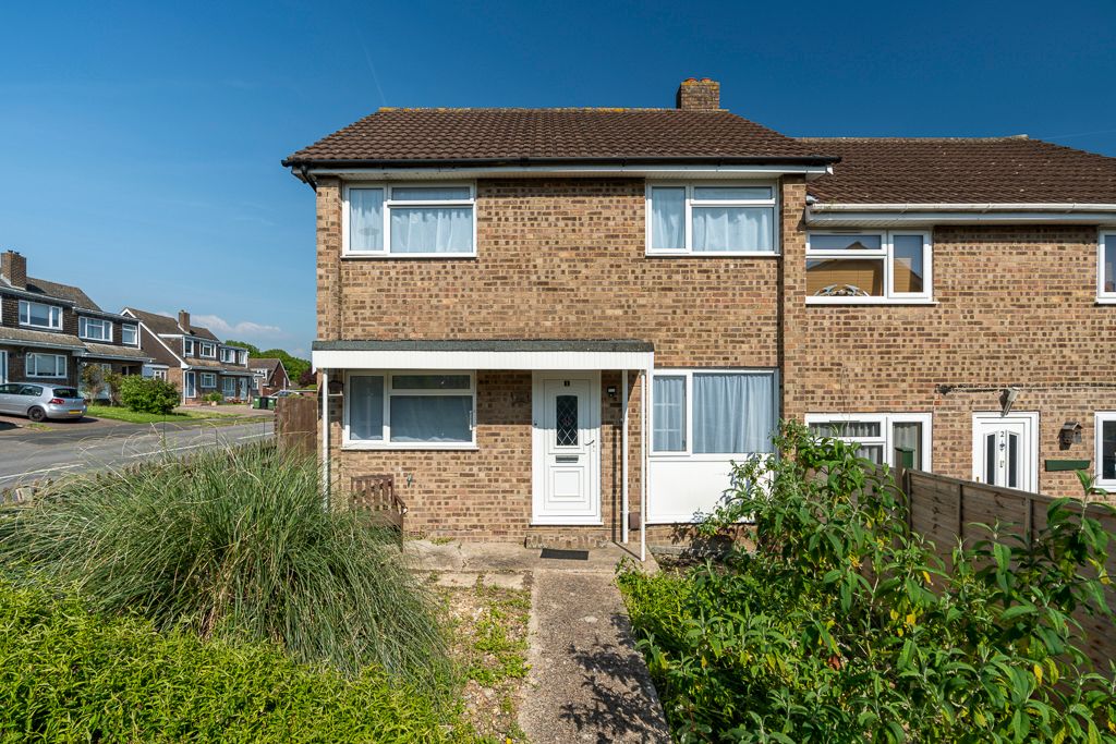 3 bed end terrace house for sale in Lewins Walk, Bursledon SO31, £