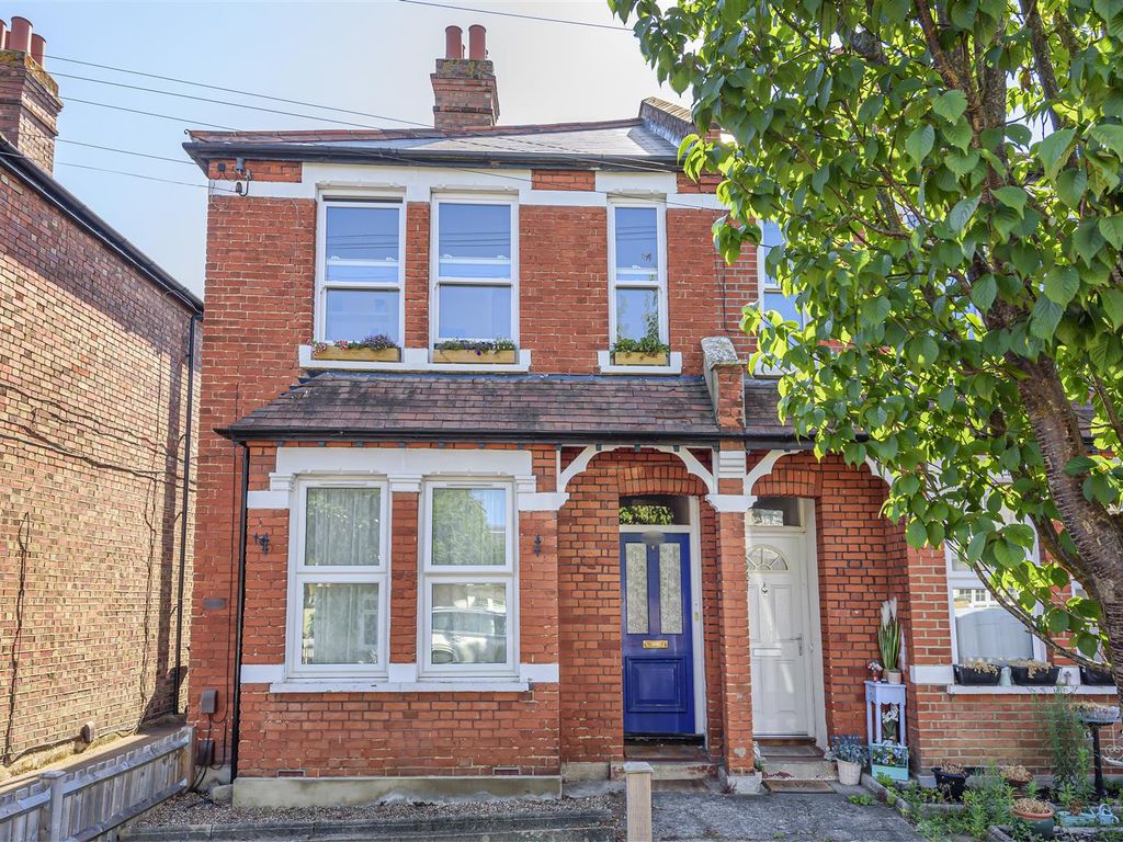 2 bed for sale in Ellerton Road, Tolworth, Surbiton KT6 Zoopla