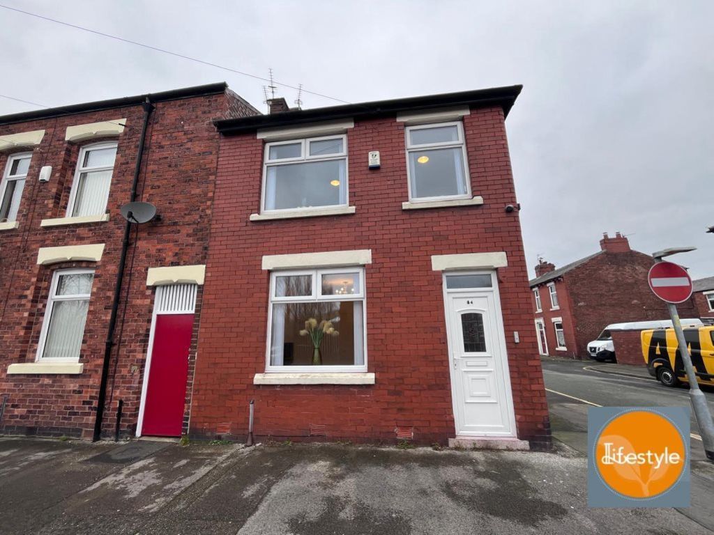 3 bed terraced house to rent in Roebuck Street, AshtonOnRibble