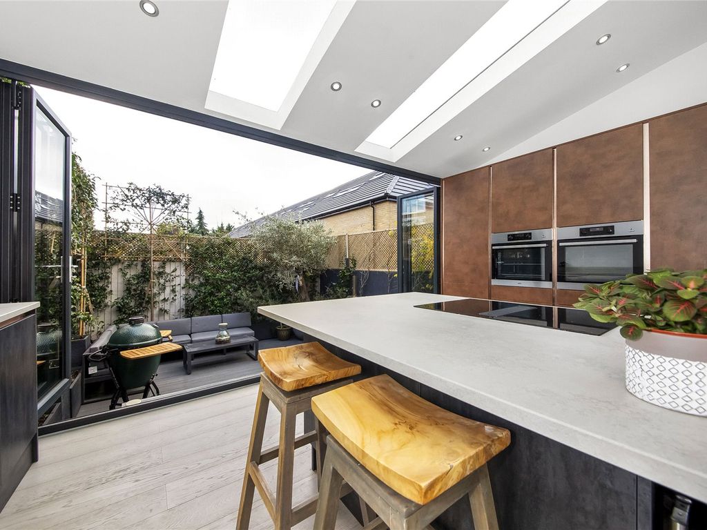 3 bed terraced house for sale in Godfrey Hill, Woolwich SE18, £525,000