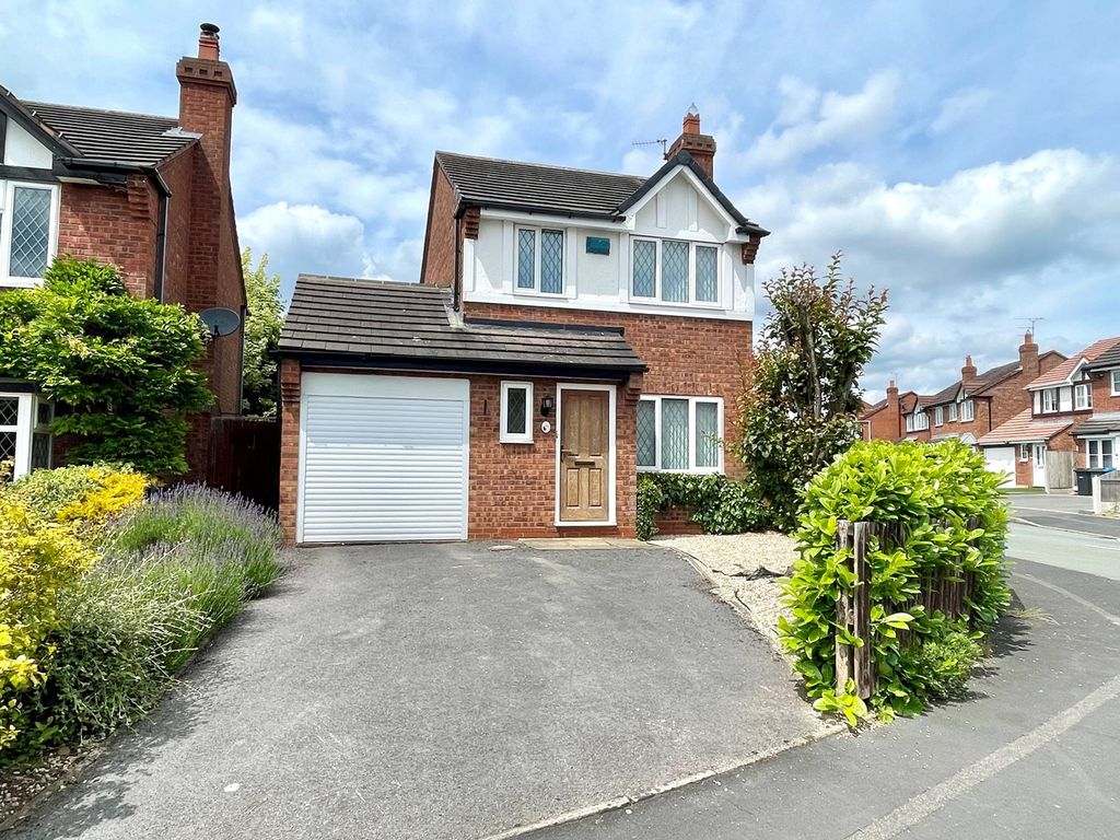 3 bed detached house for sale in Brook House Lane, Featherstone