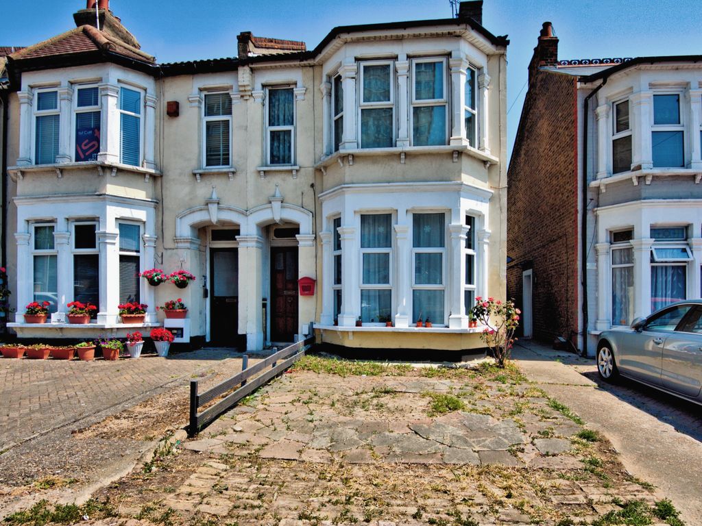 2 bed flat for sale in Sutton Road, SouthendOnSea, Essex SS2 Zoopla