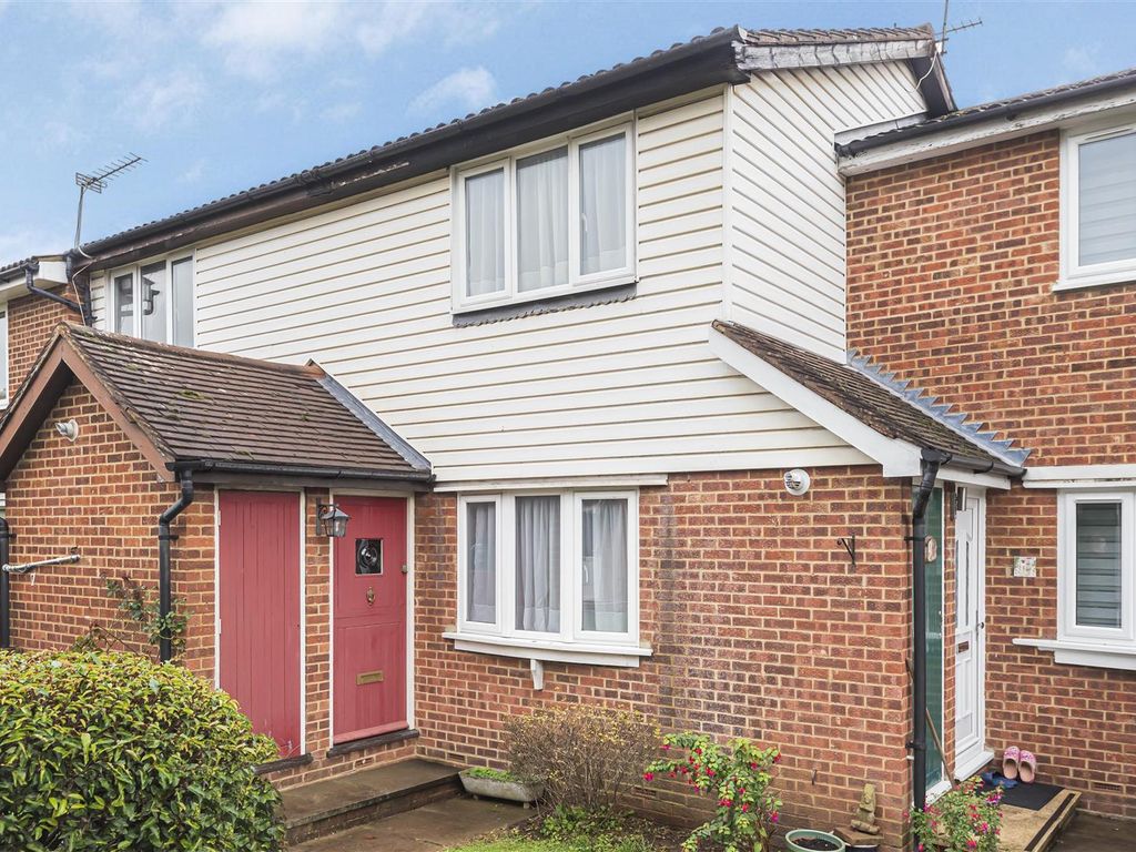 2 bed terraced house for sale in Conifer Gardens, Enfield EN1, £399,995