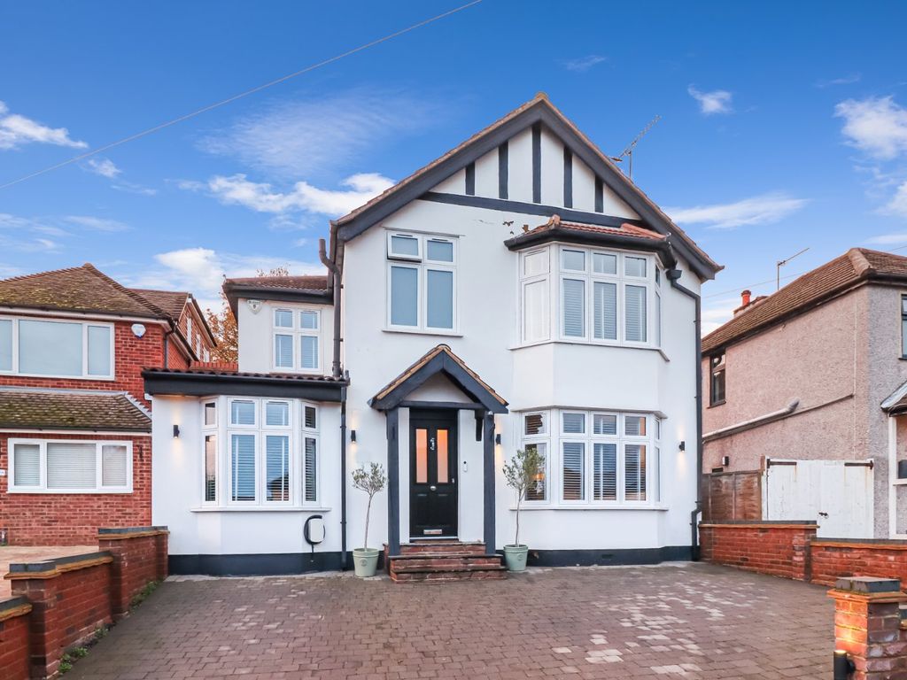 4 bed detached house for sale in Trowley Rise, Abbots Langley WD5 Zoopla