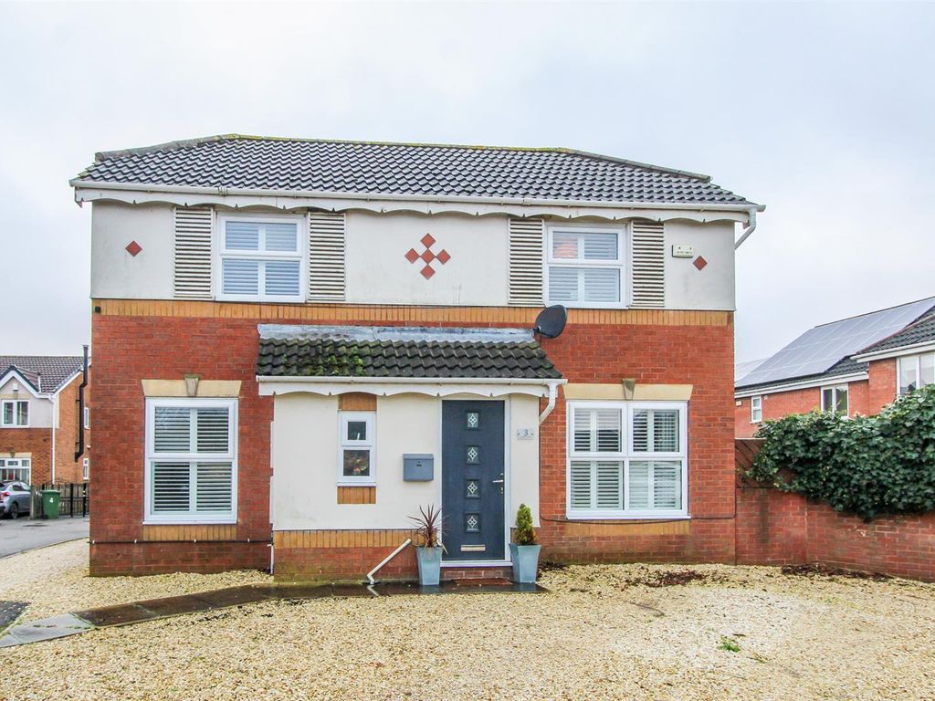 3 bed detached house for sale in Priory Ridge, Crofton, Wakefield WF4