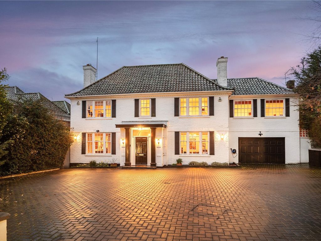 5 bed detached house for sale in Marsh Lane, Mill Hill, London NW7, £