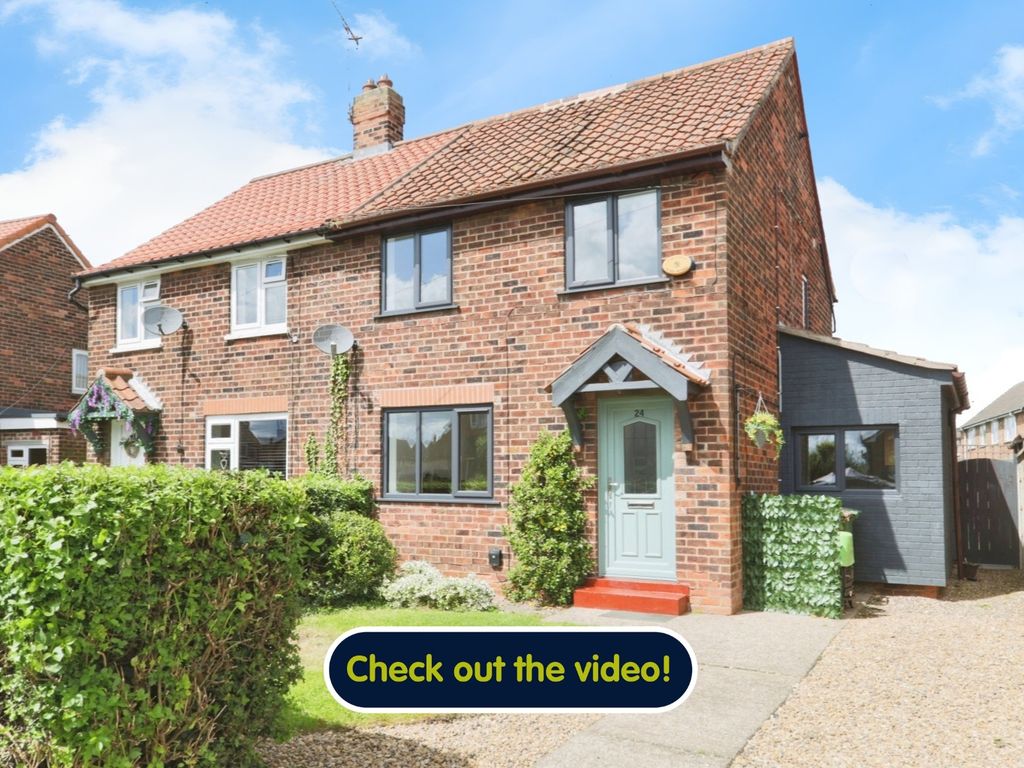 3 bed semidetached house for sale in Scholefield Avenue, Woodmansey