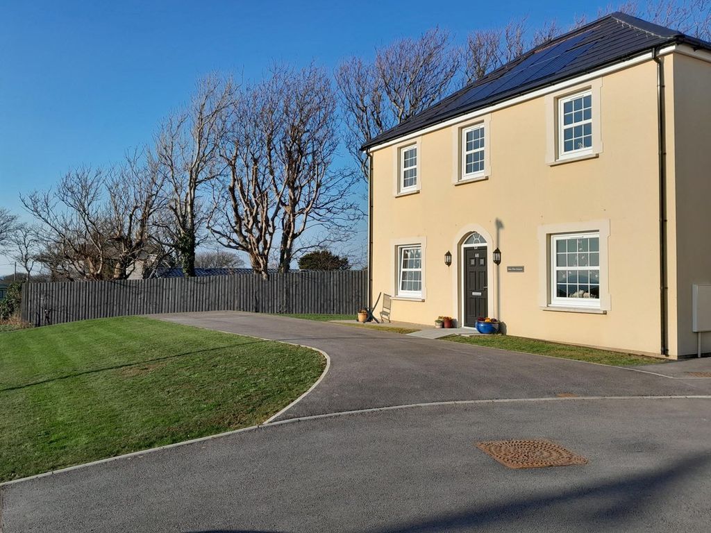4 bed detached house for sale in Stad Craig Ddu, Llanon SY23 Zoopla