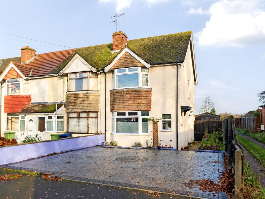 3 bed end terrace house for sale in Boverton Drive, Brockworth