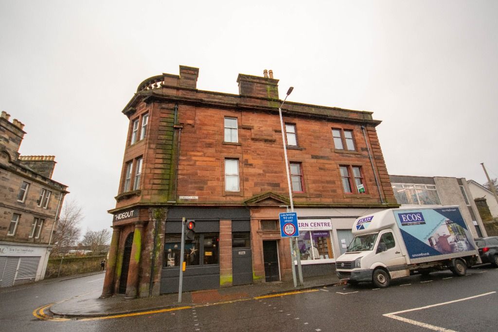 2 bed flat to rent in Dunnikier Road, Kirkcaldy KY1, £700 pcm Zoopla
