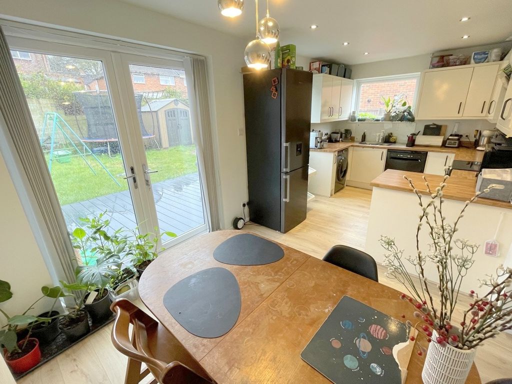 3 bed end terrace house for sale in Hudson Close, Poole BH12 Zoopla