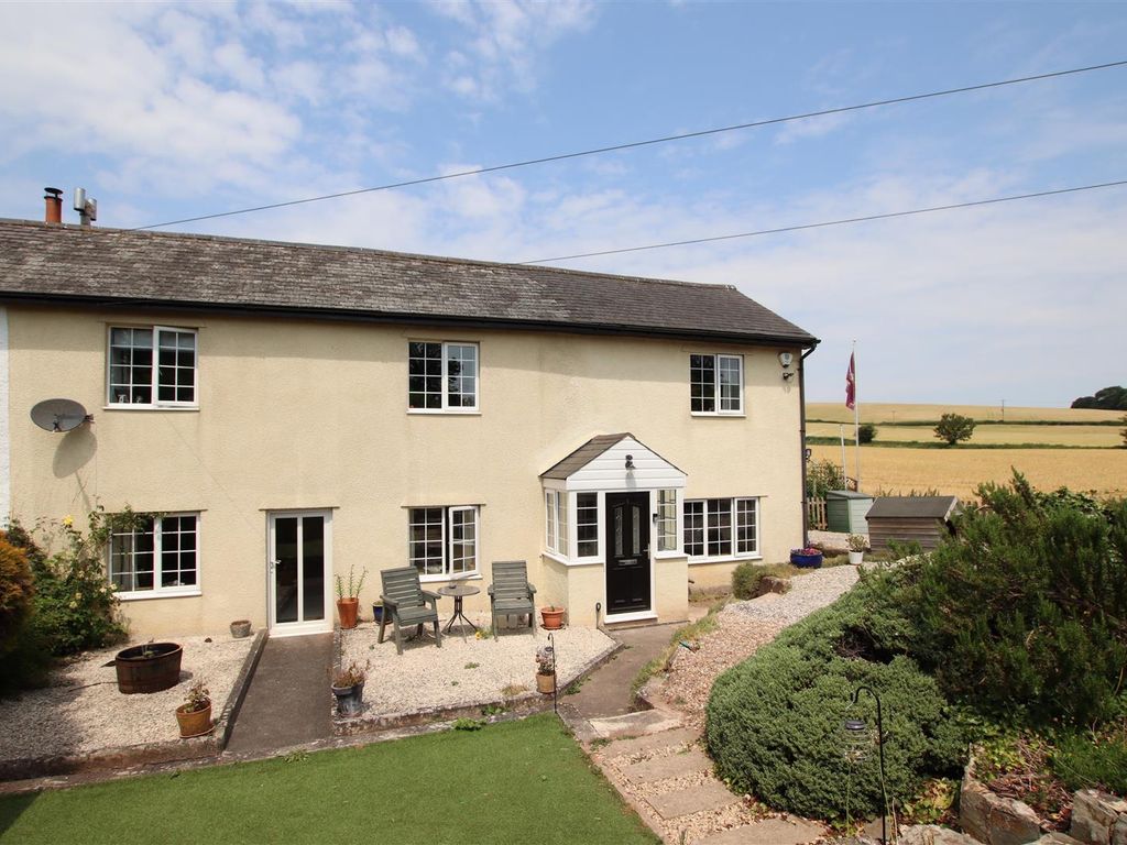 4 bed end terrace house for sale in Park View Cottages, Hele, Exeter