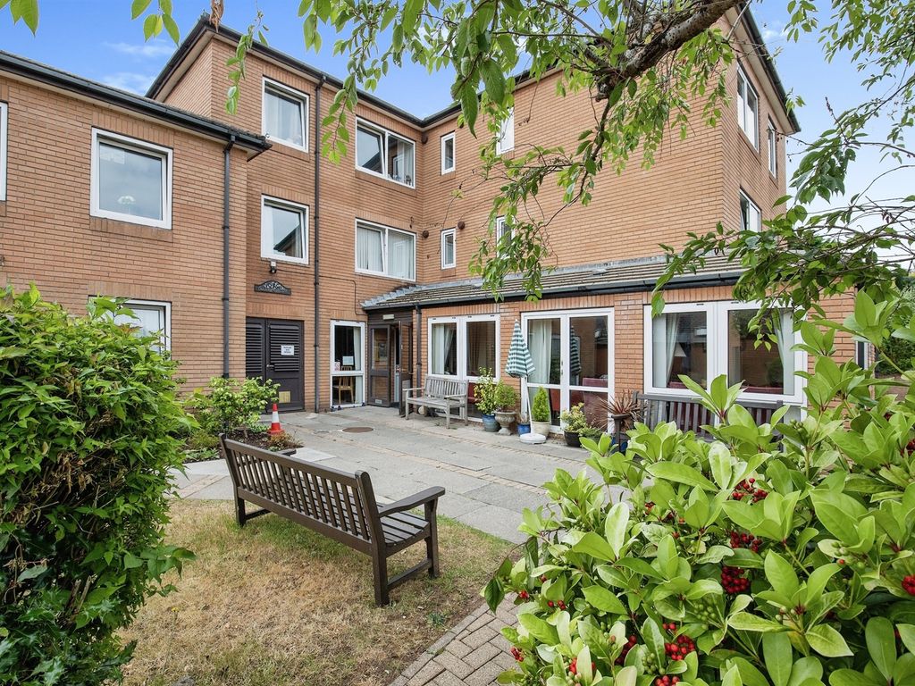 1 bed property for sale in Heol Hir, Llanishen, Cardiff CF14 Zoopla