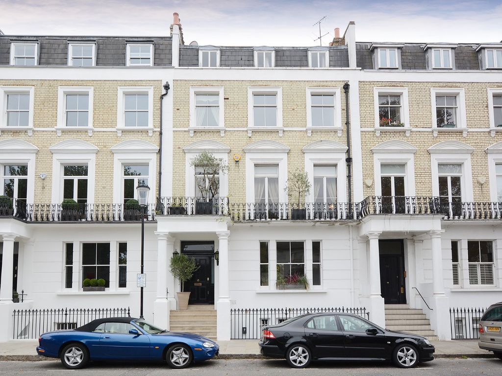 7 bed detached house to rent in Pembroke Gardens, London W8 Zoopla