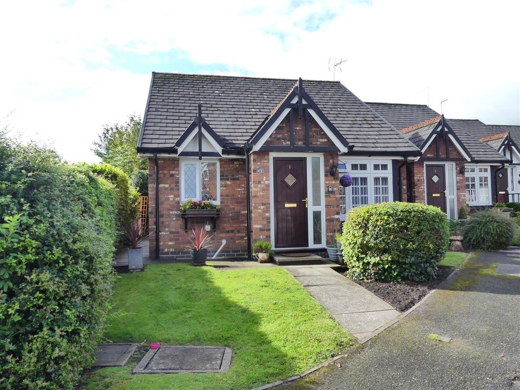 2 bed semidetached bungalow for sale in Yew Tree Drive, Nantwich