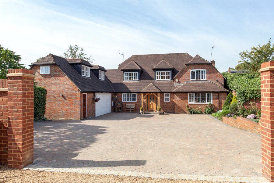 1 bed flat to rent in Lock Road, Marlow, Buckinghamshire SL7, £1,000