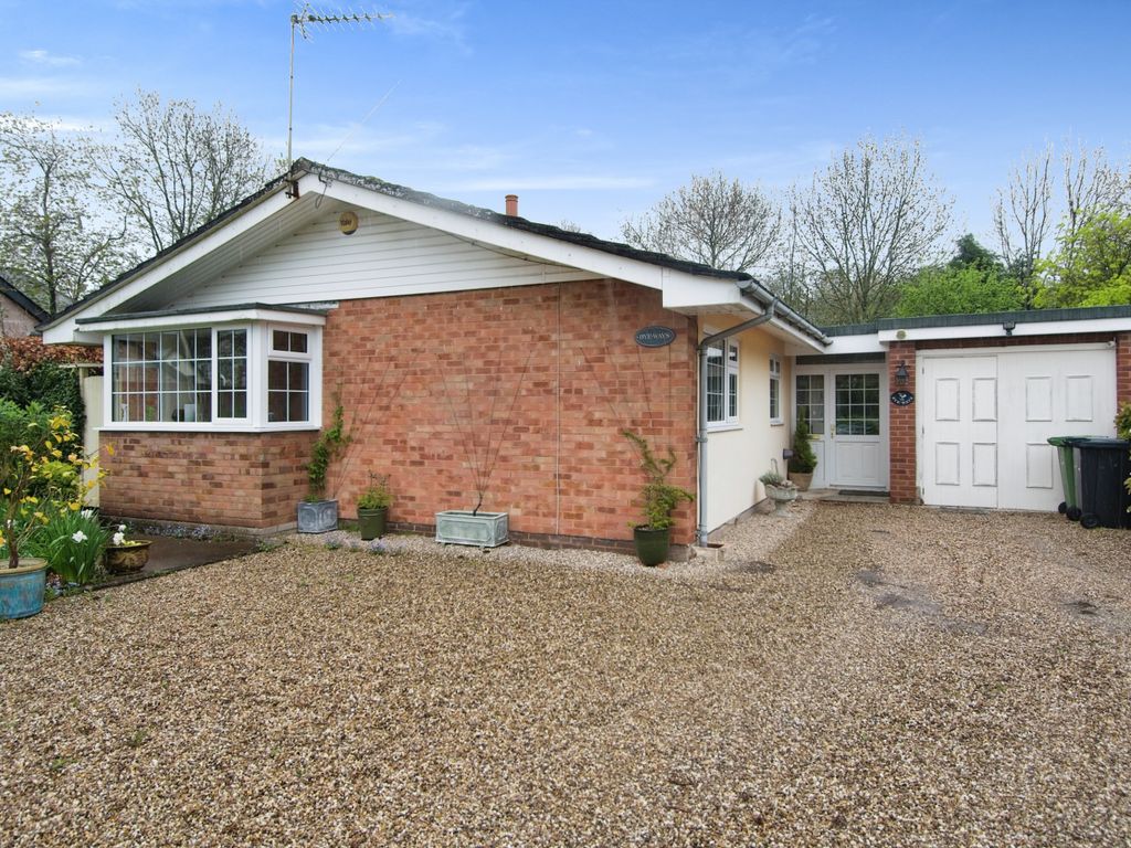 3 bed detached bungalow for sale in Little Dewchurch, Hereford HR2 Zoopla