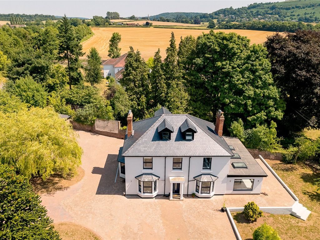 5 bed cottage for sale in New Mills Hill, Goodrich, RossOnWye