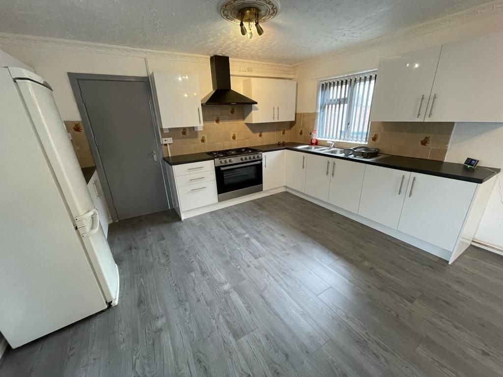 6 bed property to rent in Holbrook Lane, Coventry CV6 - Zoopla