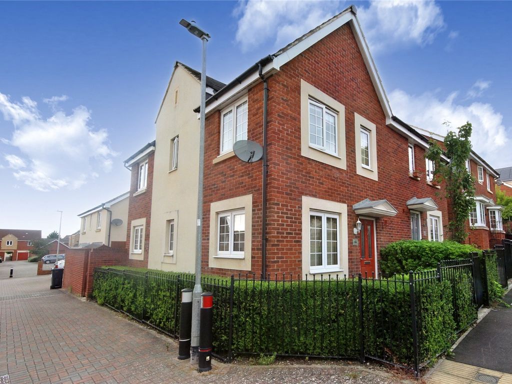 3 bed semidetached house for sale in Walkinshaw Road, Moredon, Swindon, Wiltshire SN2 Zoopla